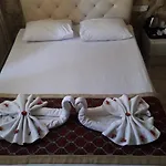 Hotel Seven Brothers 2*