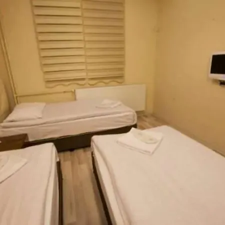 Seven Brothers Hotel 2*